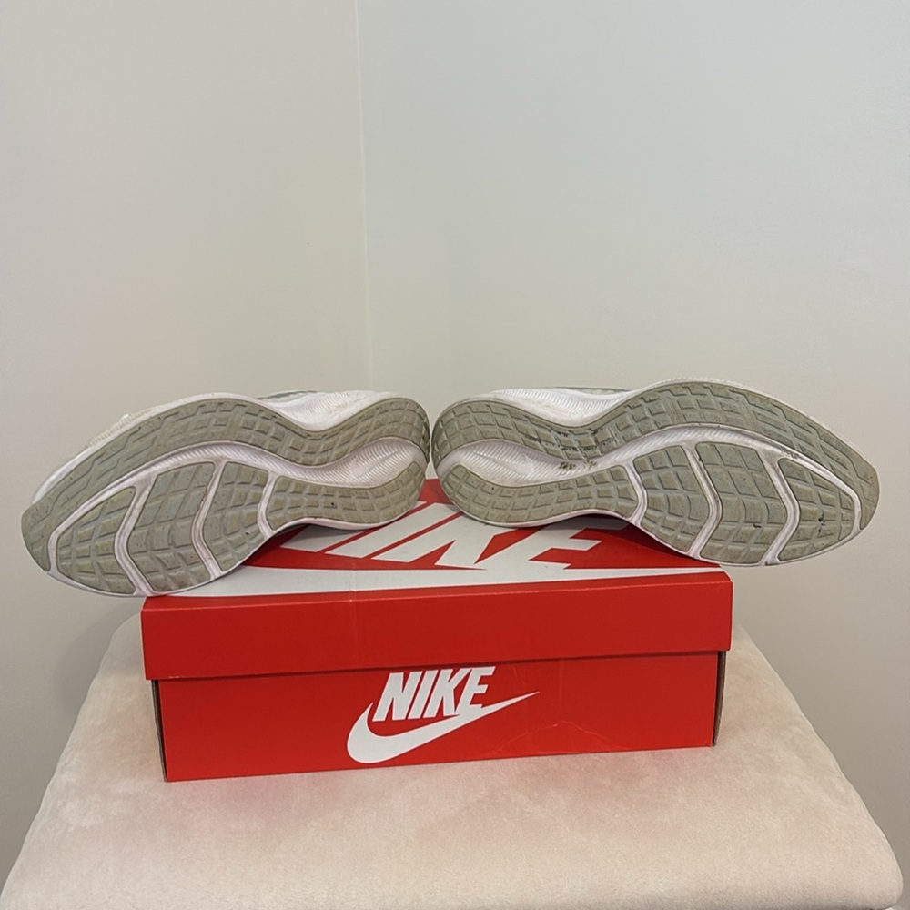 Nike women’s downshifter - Picture 7 of 7